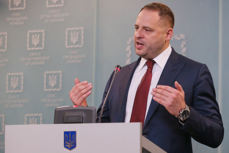 Политолог предсказал возможную судьбу экс-главы офиса Зеленского